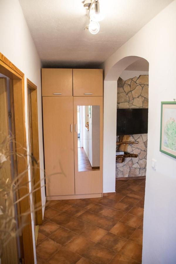פאז'אנה Apartmani M&C מראה חיצוני תמונה